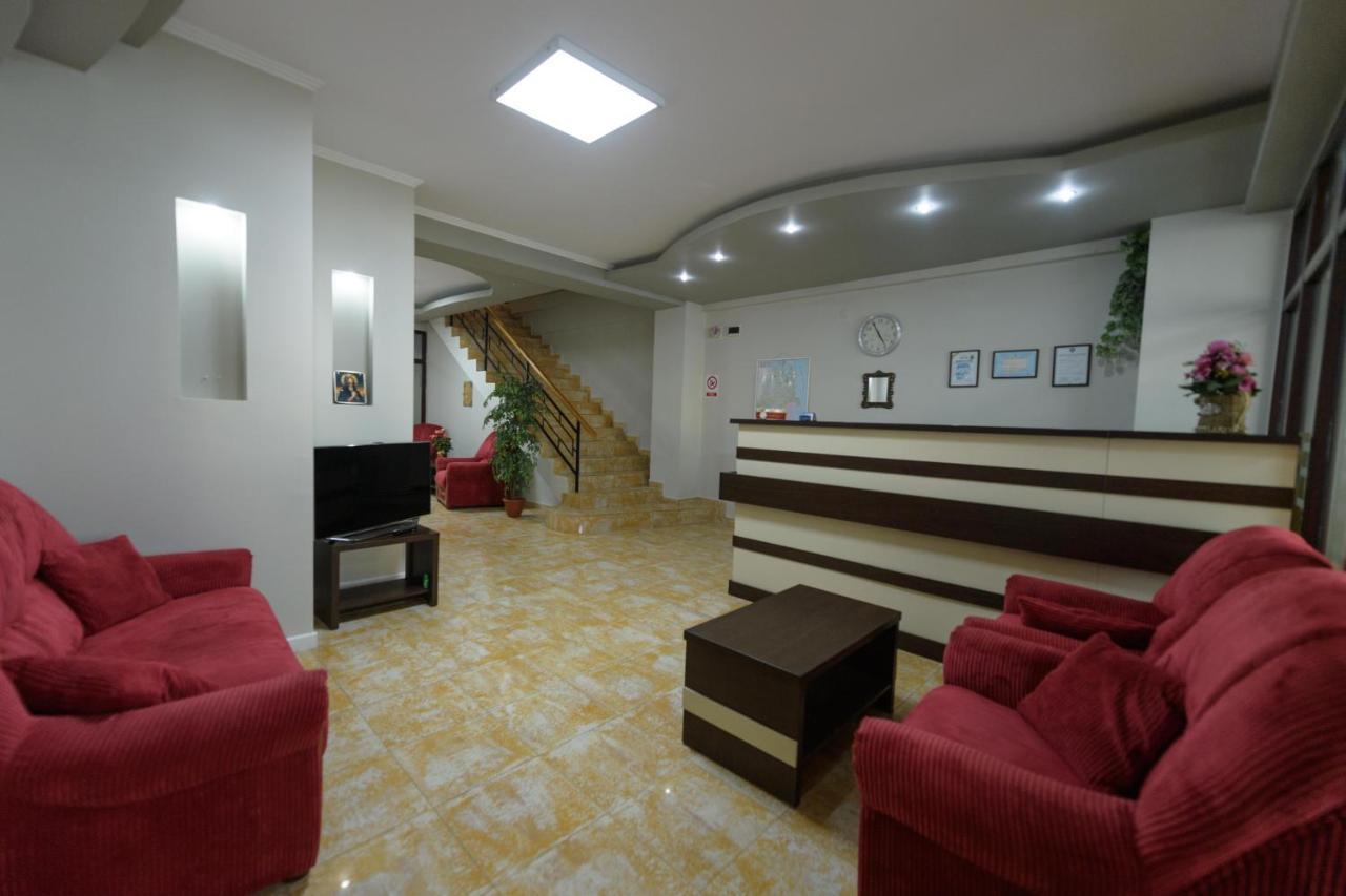 Hotel Cora