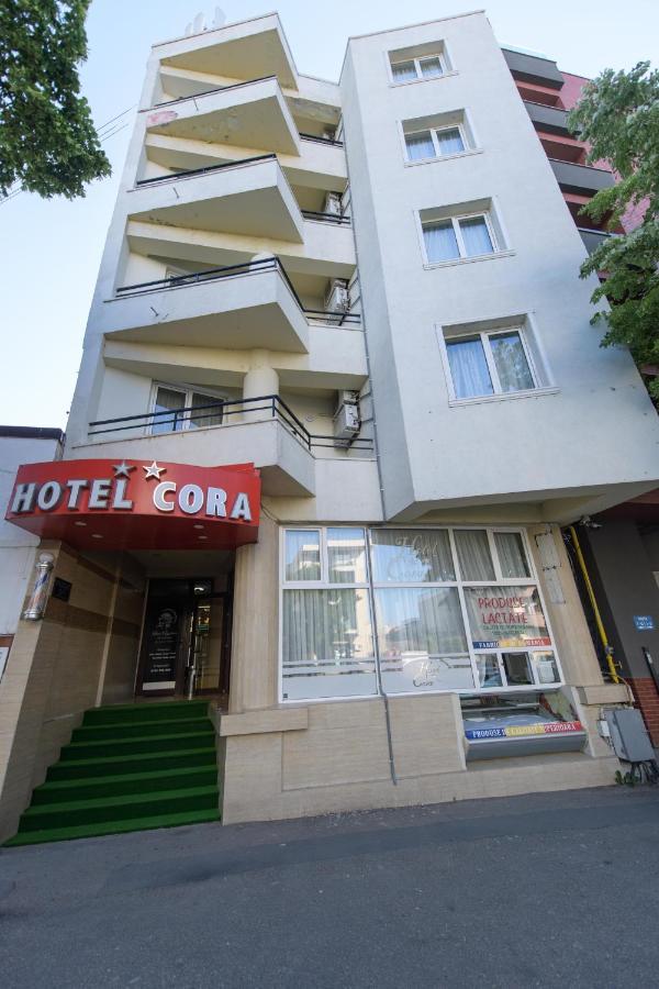 Cora 2*