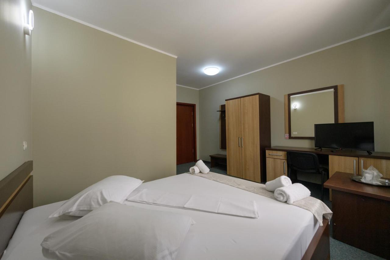 Hotel Cora